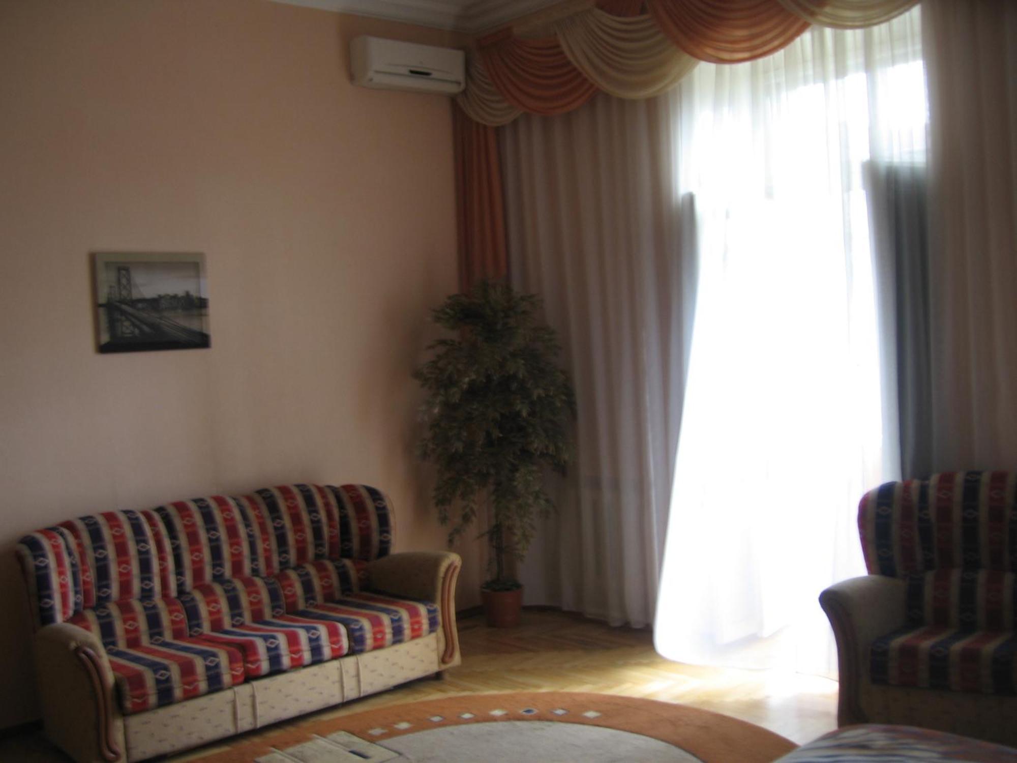 Ukr Apartments On Independence Square Kyiv Room photo