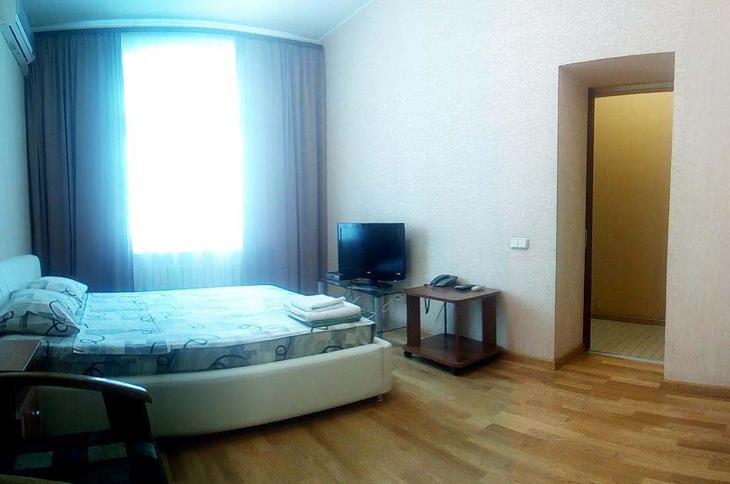 Ukr Apartments On Independence Square Kyiv Room photo